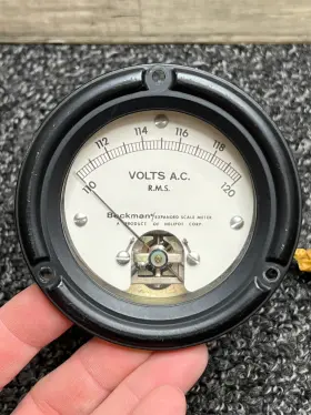 026-3107-1 Beckman Vintage Instruments Helipot Expanded Scale 110-120 Volts Ac Voltmeter