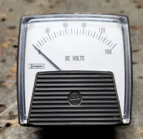 012-01aa-faxx-b2 Crompton Panel Meter Dc Volts