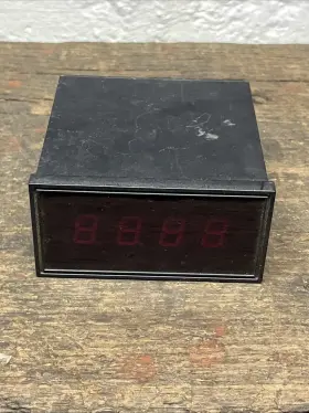 Em-6124 Digital 2522 Jelec 4-digit Panel Meter Counter Industrial Display