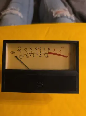 4140020-02 Dixson Vintage Vu Meter