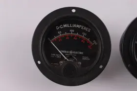 Aen210 Ge Pair General Electric Model 0-100 0-200 Milliamperes Am Meters Meter #3