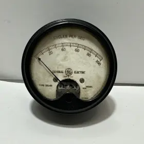 D0-40 Ge General Electric Type Model 8d0 Cycles Per Sec Panel Meter