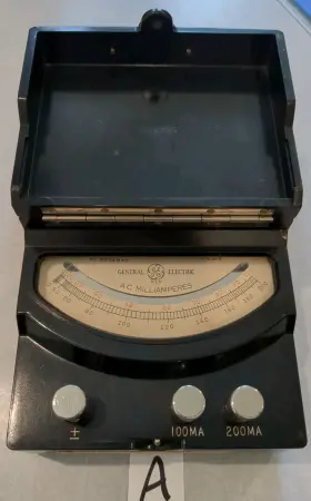 8ap9akd11 General Electric Ge Model Type Ap9 Ac Voltmeter 0-100