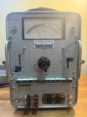 3555a Hewlett Packard Vintage Telephone Test Meter Model Powers On Partial As-is