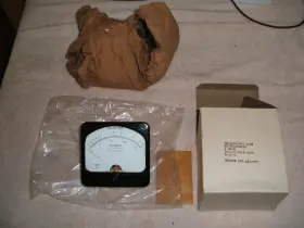 6625-00-607-3268 Hickok 481-797 Panel Meter 5 V. Rms / Decibels 3 3/4 Inch T X 4 W.