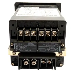 2103 Hioki / 2006 Volt Meter Relay 300v 2.5 % Class Panel Size 84 Mm - Unp #3