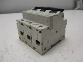 Mros90020834-c120h-c16 Industrial Mro Schneider Electric C120h-c16 16a 415v Unmp #3