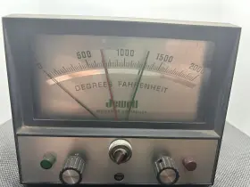 370879-005 Jewell 368032-002 Power Factor Indicating Controller