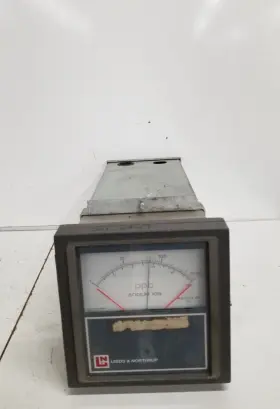 7070-05-0-102-6 Leeds & Northrup Co. And Voltage Meter Alarm 120v 7070-05-0-102-6 Leeds & Northrup Co. And Voltage Meter Alarm 120v
