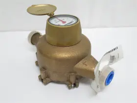 Ed2f21r8g2 Neptune 235015 New-no Box Water Meter 54773573 1 Inch X