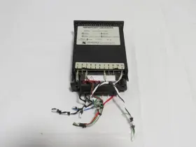 09005-cvr2 Newport Np/09005 Quanta Np/09005-cvr2 Panel Meter 120 Vac 5w #2