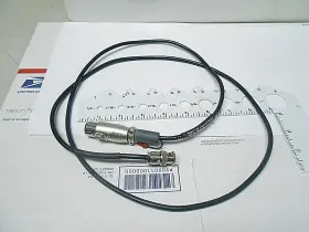 087-007384 Northrop Grumman Radio Cable From Bnc To 3 Prong Microphone Jack Aprox 5 Inch Nos