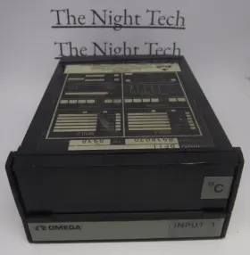 Dp11 Omega Panel Display