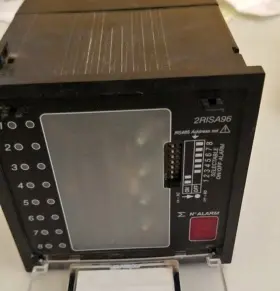 2risa96 Revalco Alarm Annunciator. 8-channel