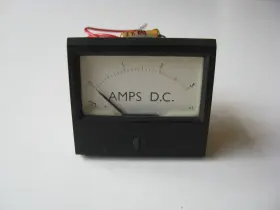 J30339 Sifam J30229 Panel Meter Gauge Dc 2 Amperes Measures 0-2a No. Made In England