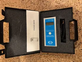 5730 Takk Model Static Meter New In Case With Manual
