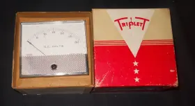 9330709 Triplett Nos 30 Dc Volt Panel Meter #320 G