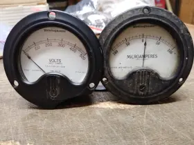 010626-13-rk Westinghouse Vtg 2 Pc Parts Repair Lot Volts Dc Microamperes Panel Meter Usa