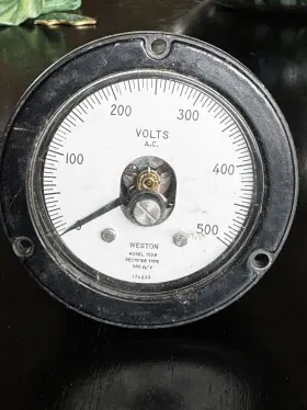 1539 Weston Vintage Panel Gauge Voltage Meter Volts Ac Model Rectifier Type 500