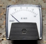 Crompton 012-01AA-FAXX-B2 Panel Meter Dc Volts. Fixed Price $39.00.