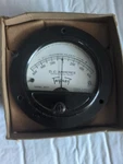 Vtg. TRIPLET3-1/2" Round Panel Meter 600-0-600 Dc Amperes Model: 321-T. Fixed Price $17.58.